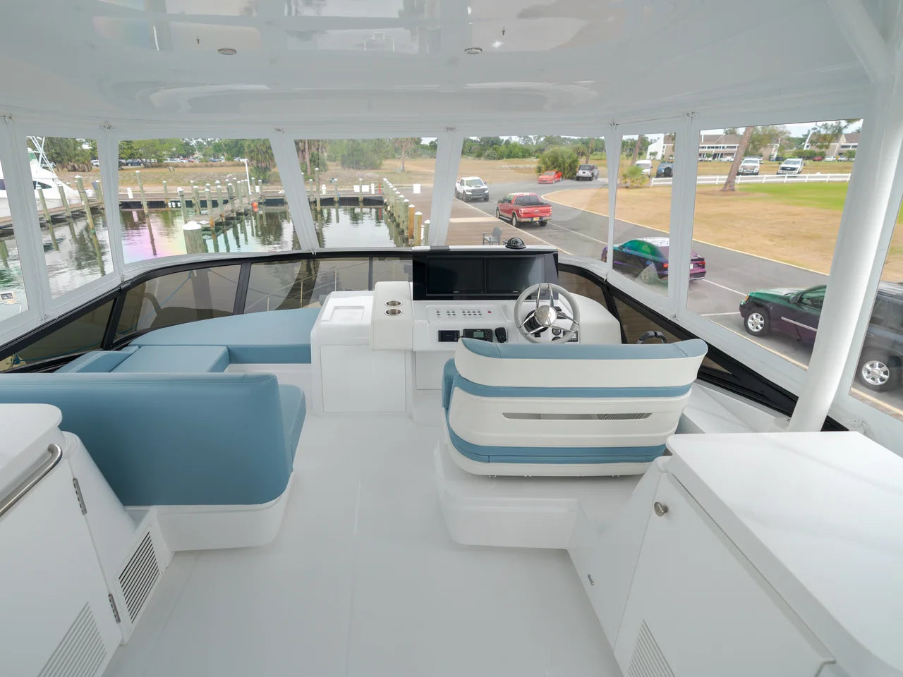 2026 Cruisers Yachts 57 FLY 57.0 feet, Clearwater, Florida #26