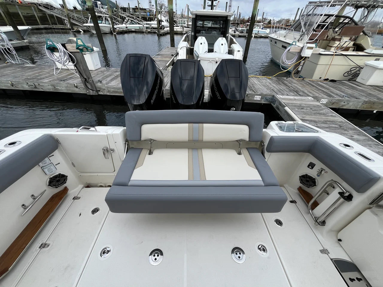 2026 Boston Whaler 350 Realm 35.0 feet, Clearwater, Florida #22