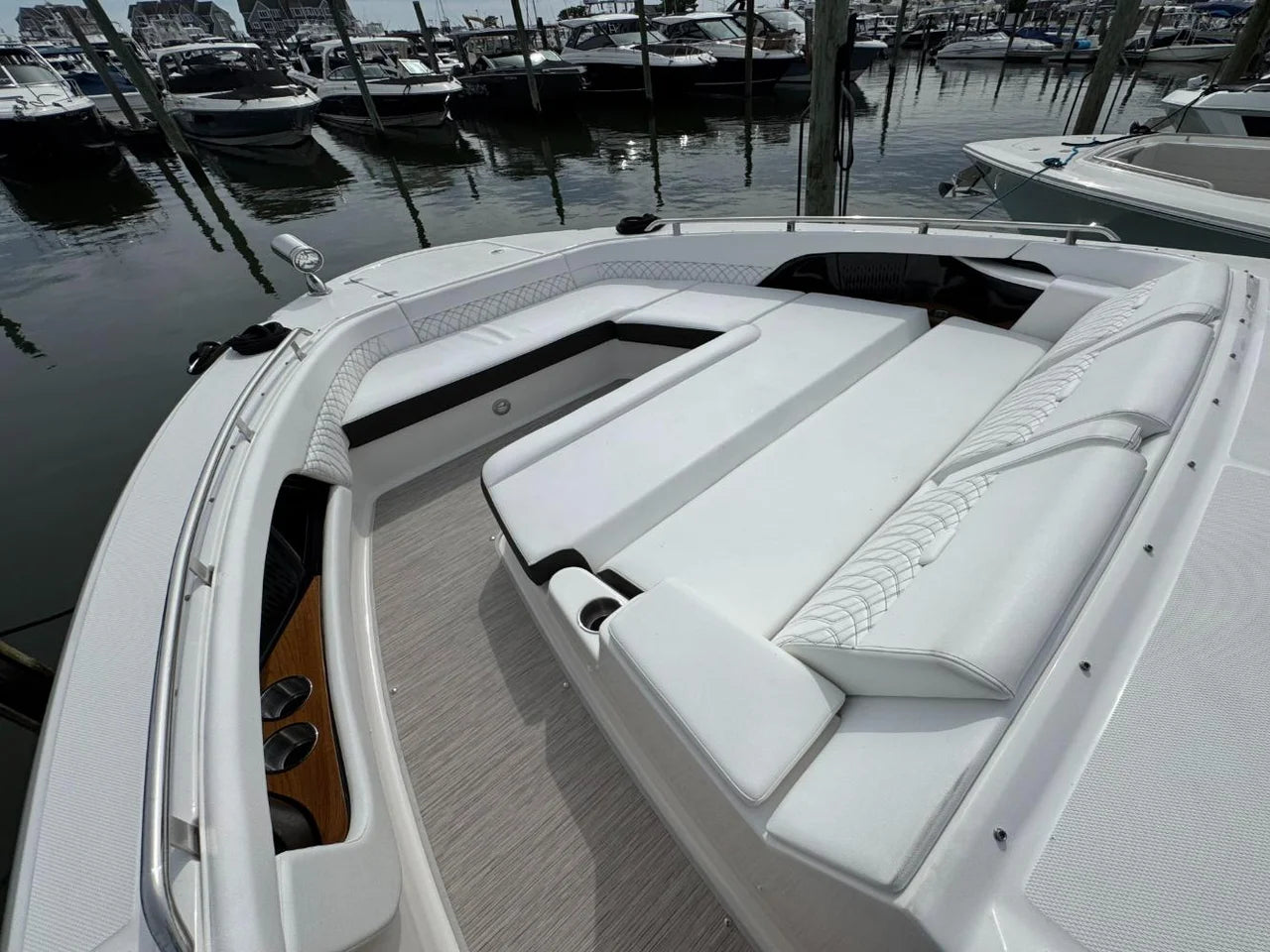 2026 Sea Ray Sundancer 370 Outboard 37.0 feet, Clearwater, Florida #62