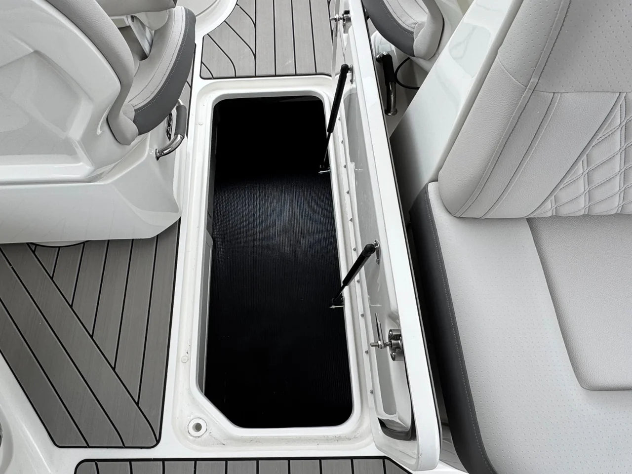 2026 Sea Ray SLX 310 Outboard 31.0 feet, Clearwater, Florida #30