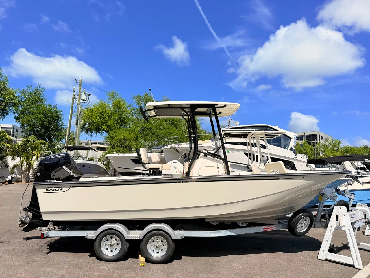 2026 Boston Whaler 210 Montauk 21.0 feet, Clearwater, Florida #1