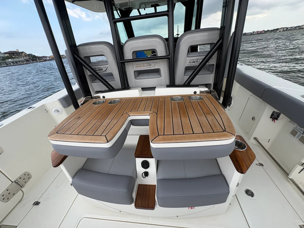2026 Boston Whaler 360 Outrage 36.0 feet, Clearwater, Florida #16