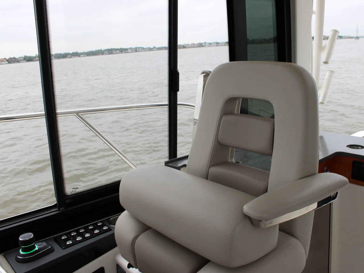2025 Boston Whaler 365 Conquest 36.0 feet, Clearwater, Florida #70