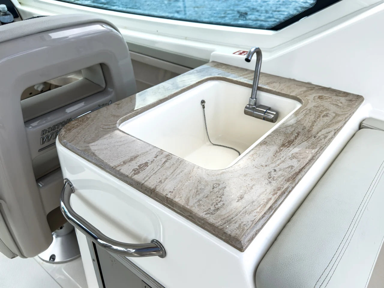 2026 Boston Whaler 280 Vantage 27.0 feet, Clearwater, Florida #15