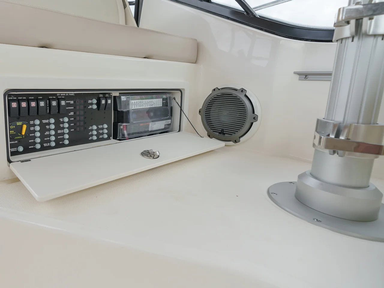 2026 Boston Whaler 325 Conquest 32.0 feet, Clearwater, Florida #48