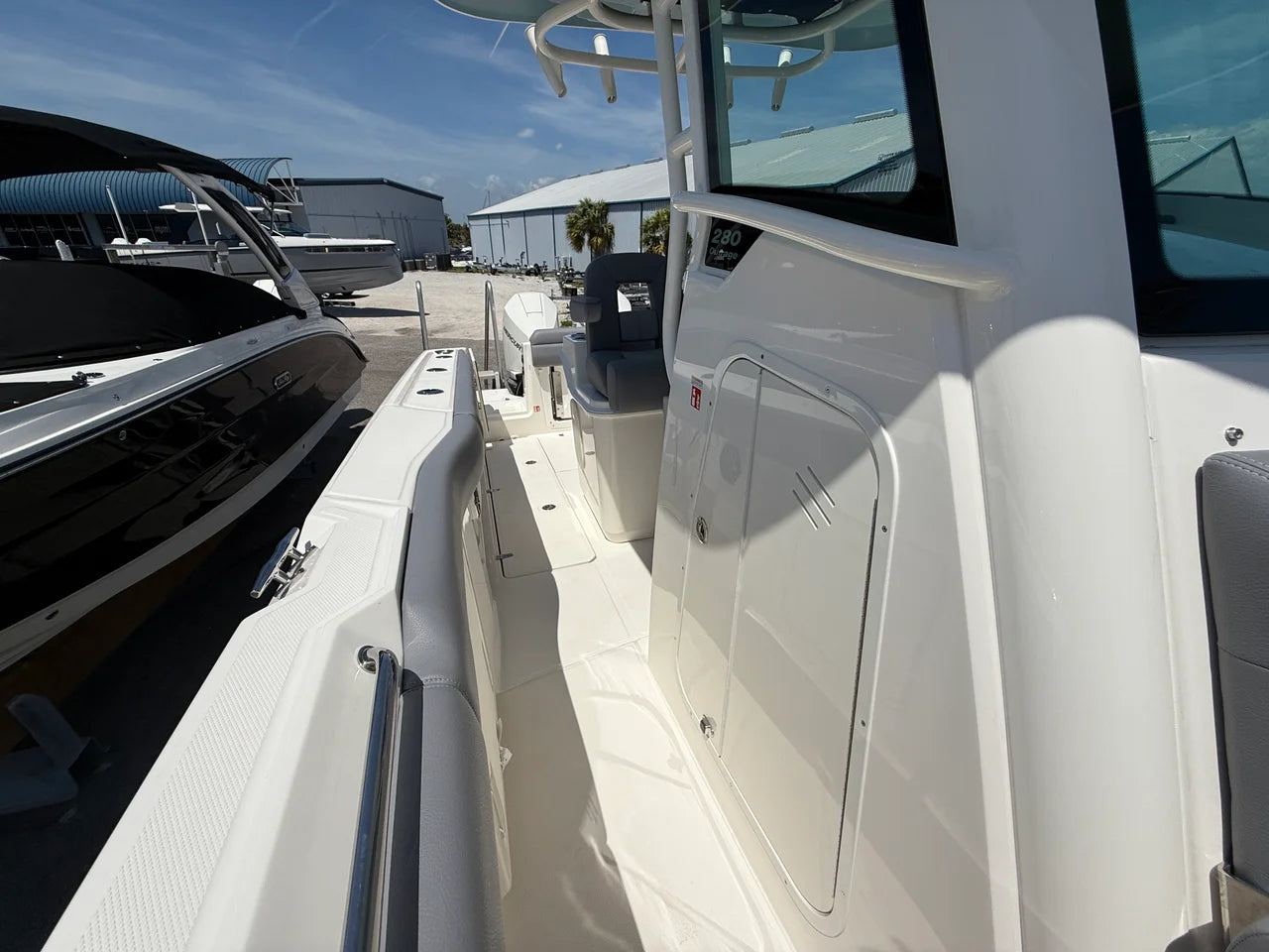 2026 Boston Whaler 280 Outrage 28.0 feet, Clearwater, Florida #15