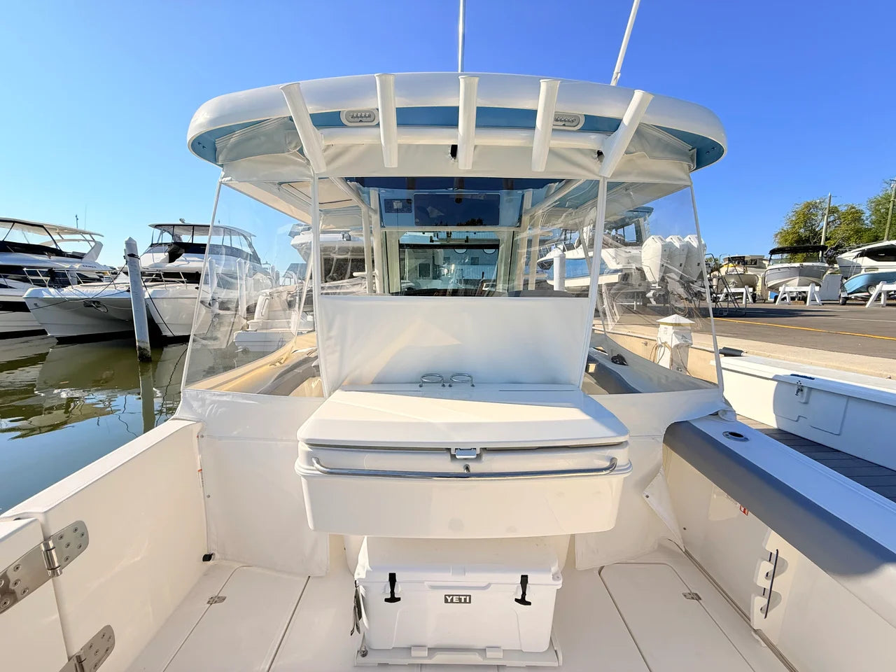 2026 Boston Whaler 330 Outrage 33.0 feet, Clearwater, Florida #31