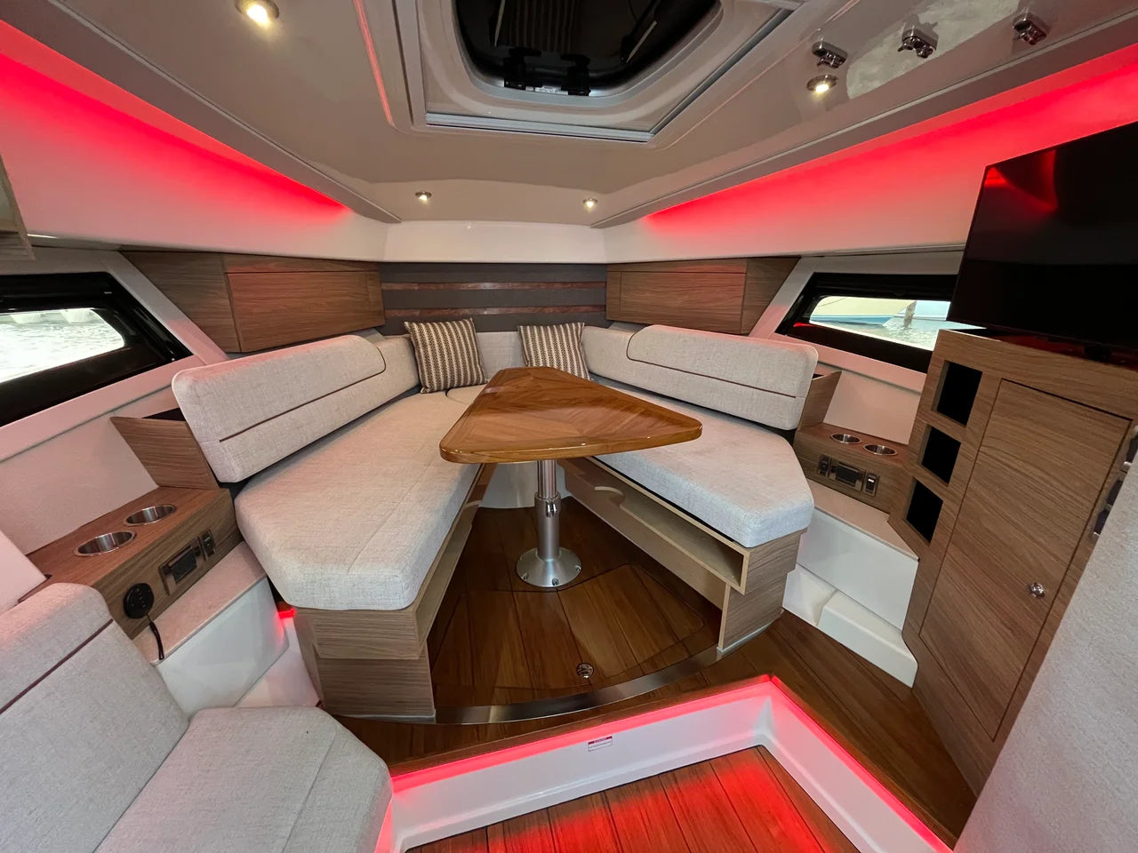 2026 Boston Whaler 365 Conquest 36.0 feet, Clearwater, Florida #37
