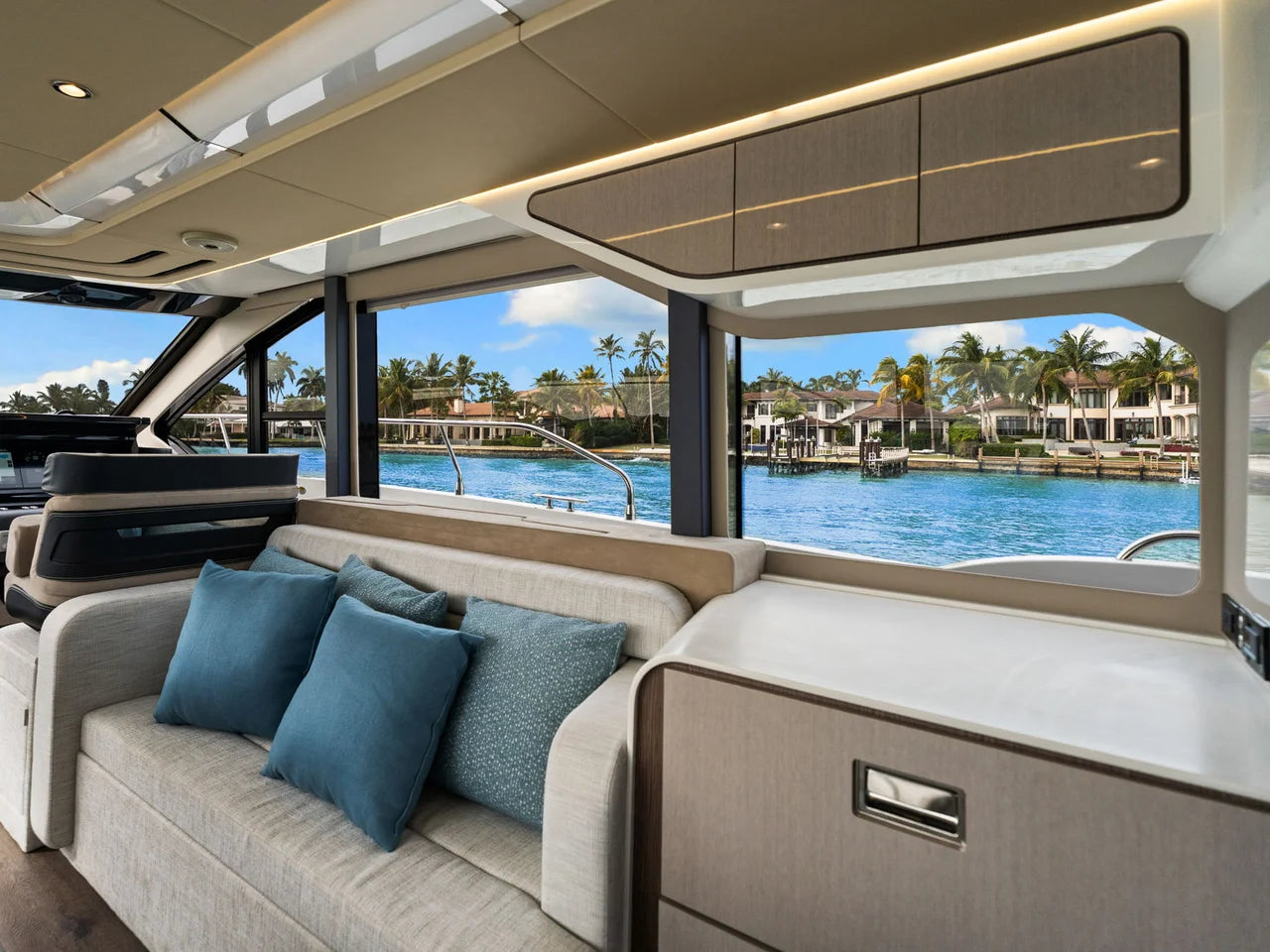 2026 Cruisers Yachts 57 FLY 57.0 feet, Clearwater, Florida #28