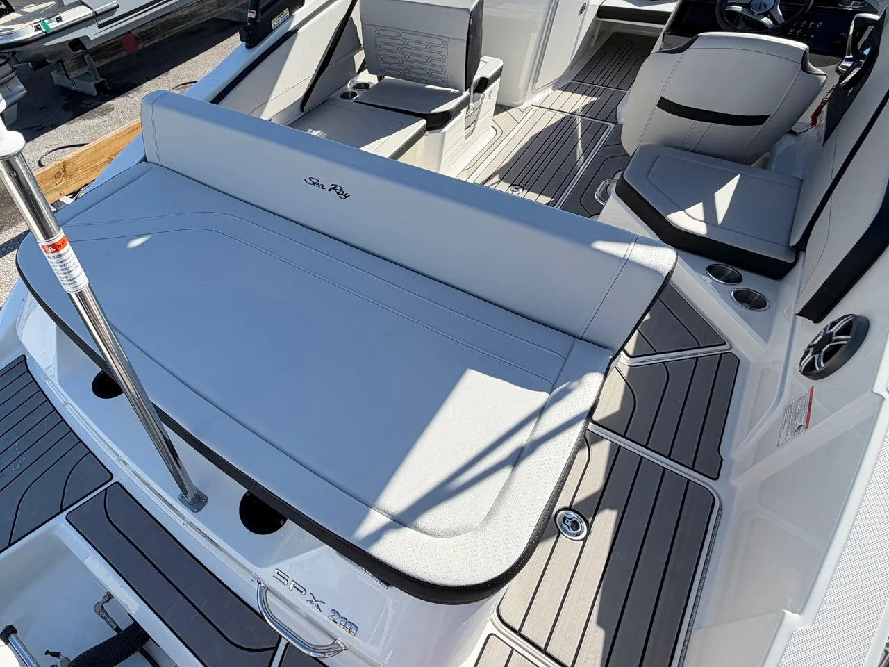 2026 Sea Ray SPX 210 Outboard 21.0 feet, Clearwater, Florida #4