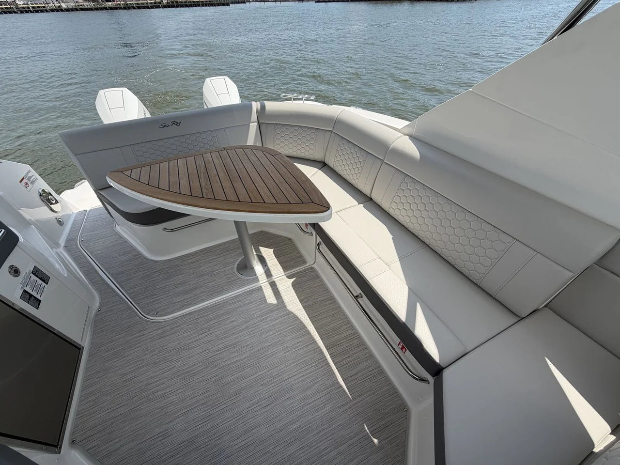 2026 Sea Ray Sundancer 320 Outboard 32.0 feet, Clearwater, Florida #46