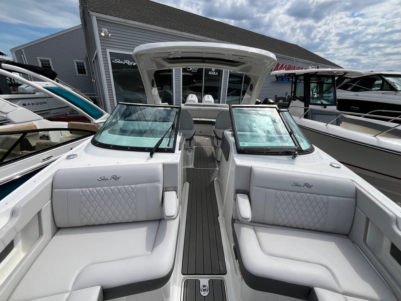 2026 Sea Ray SLX 310 Outboard 31.0 feet, Clearwater, Florida #23