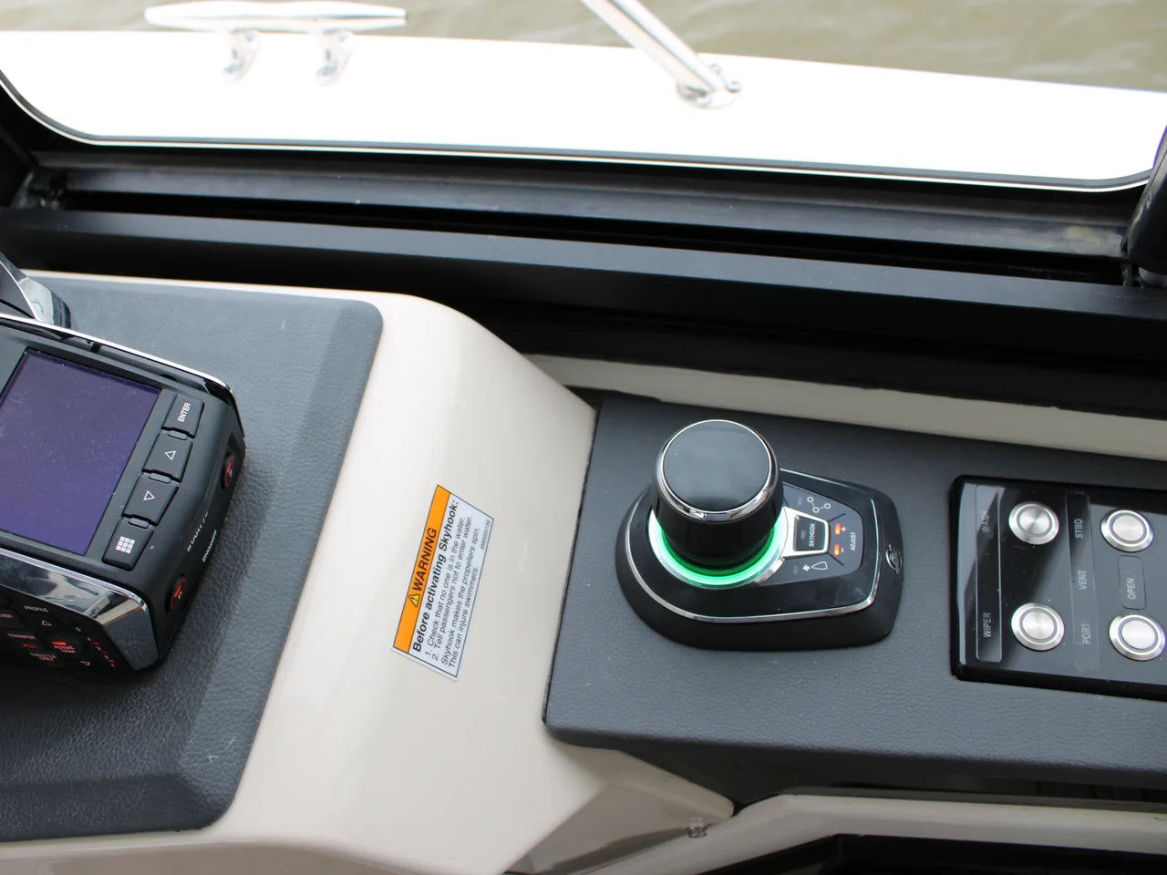 2025 Boston Whaler 365 Conquest 36.0 feet, Clearwater, Florida #59