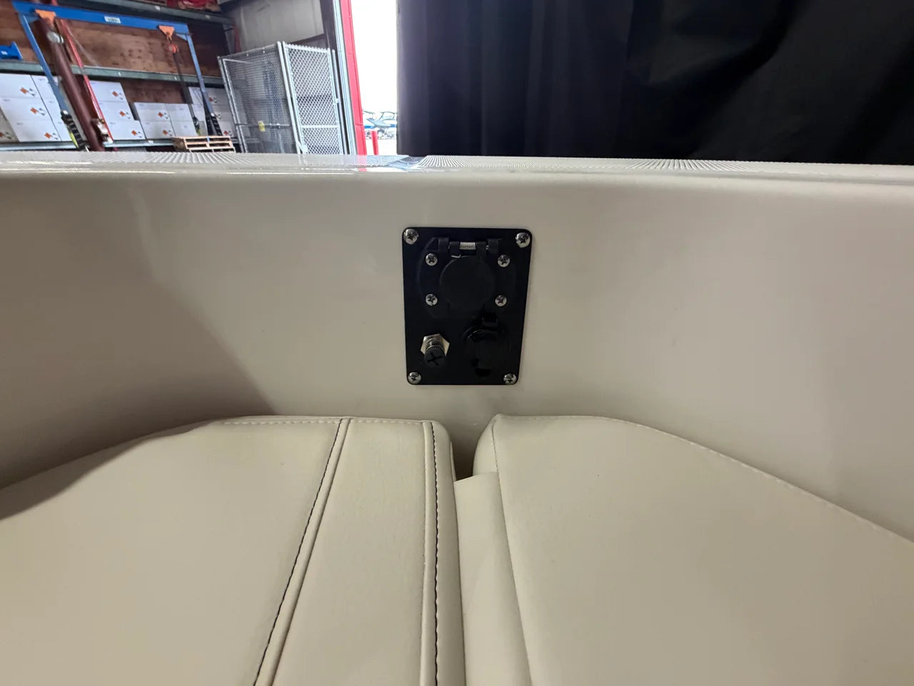 2026 Boston Whaler 250 Dauntless 25.0 feet, Clearwater, Florida #15