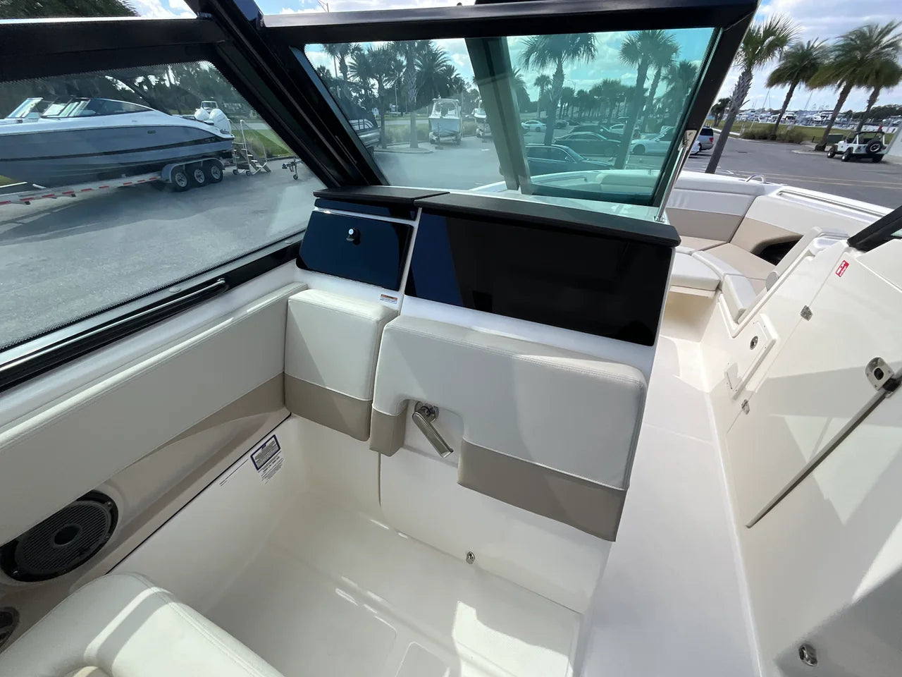 2026 Boston Whaler 280 Vantage 28.0 feet, Clearwater, Florida #12