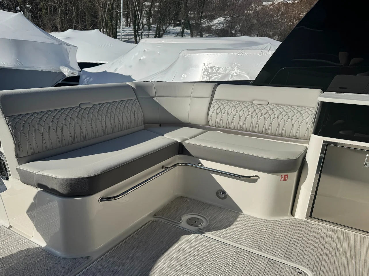 2026 Sea Ray Sundancer 370 Outboard 37.0 feet, Clearwater, Florida #9