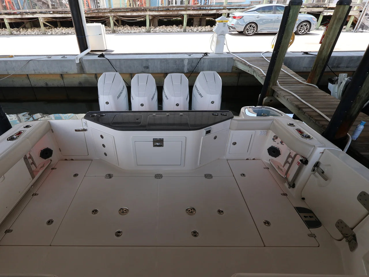 2026 Boston Whaler 405 Conquest 40.0 feet, Clearwater, Florida #17