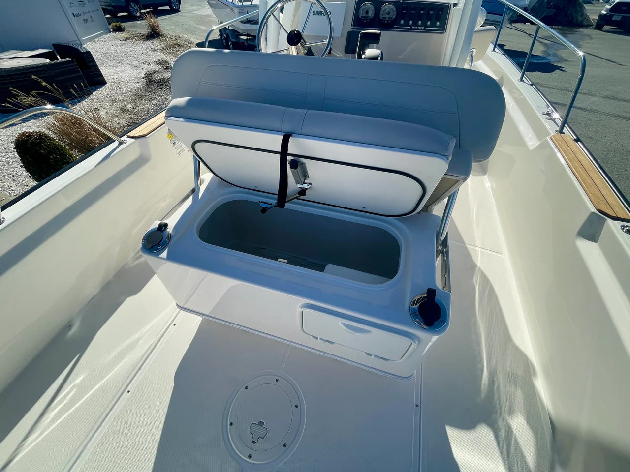 2026 Boston Whaler 210 Montauk 21.0 feet, Clearwater, Florida #10