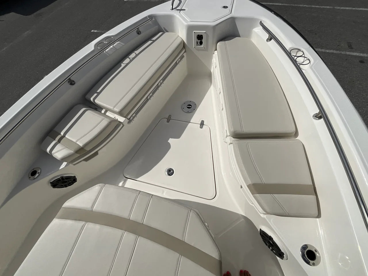 2026 Boston Whaler 280 Dauntless 28.0 feet, Clearwater, Florida #6