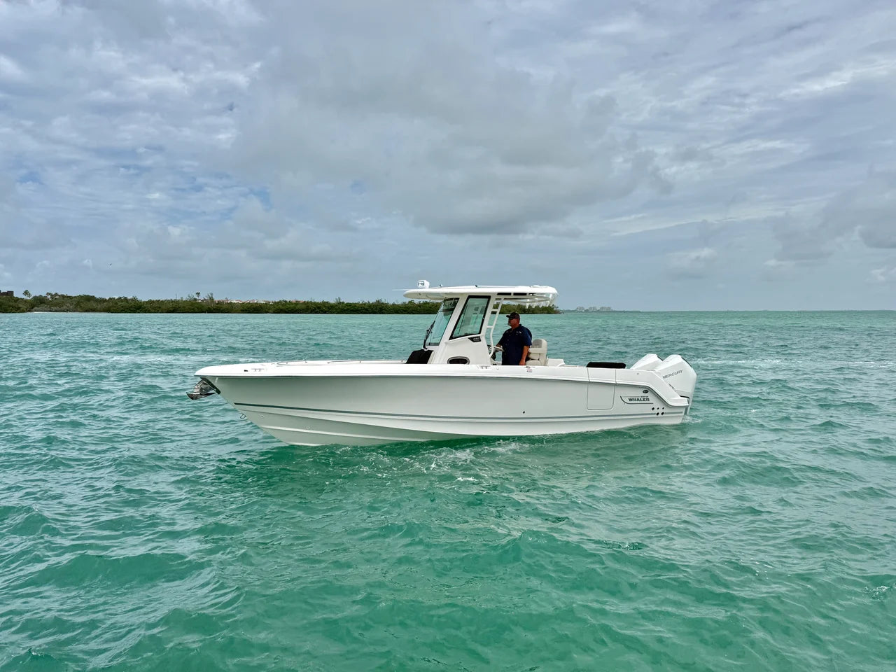 2026 Boston Whaler 280 Outrage 28.0 feet, Clearwater, Florida #2