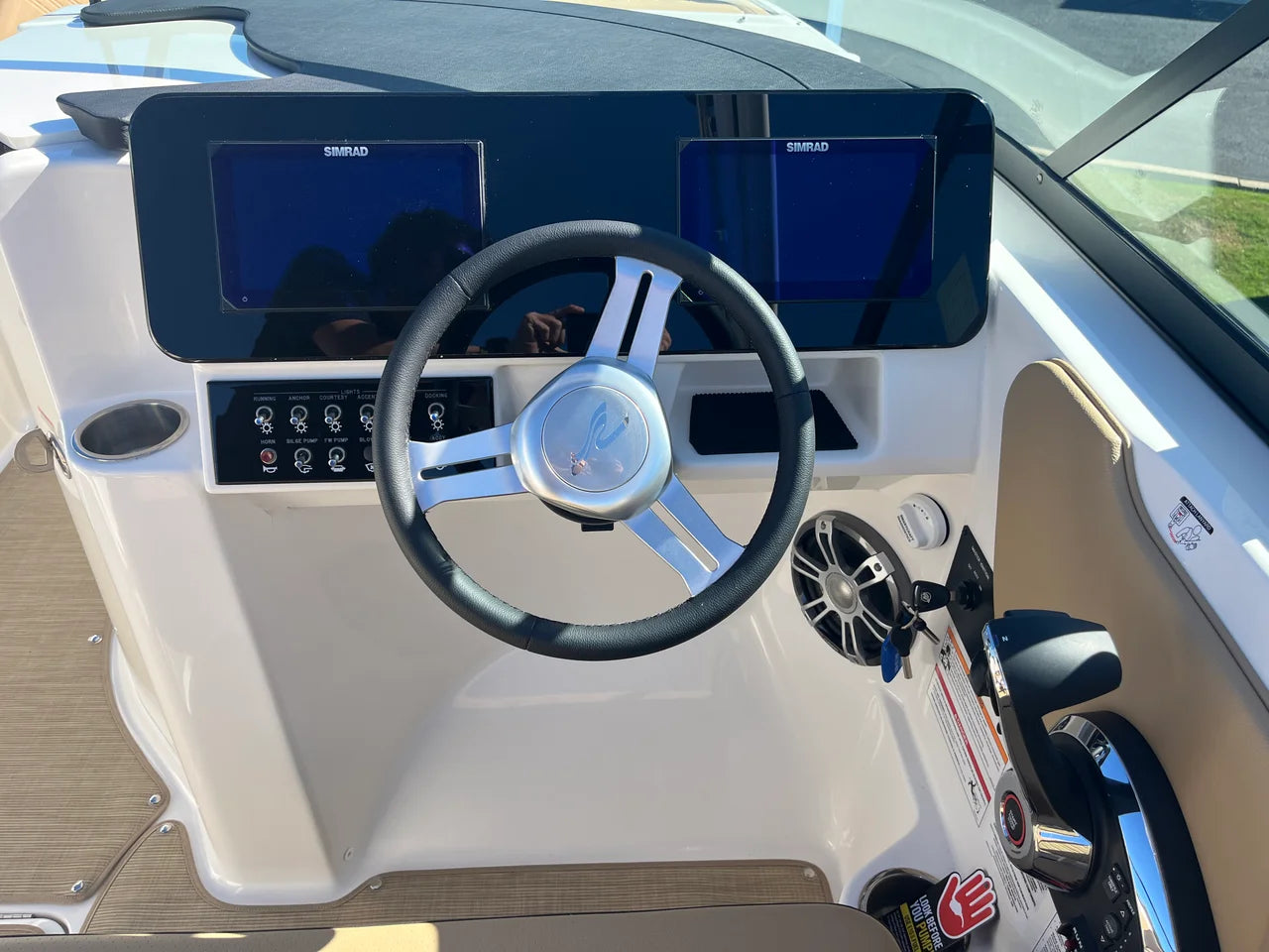 2026 Sea Ray SDX 250 Outboard 25.0 feet, Clearwater, Florida #14