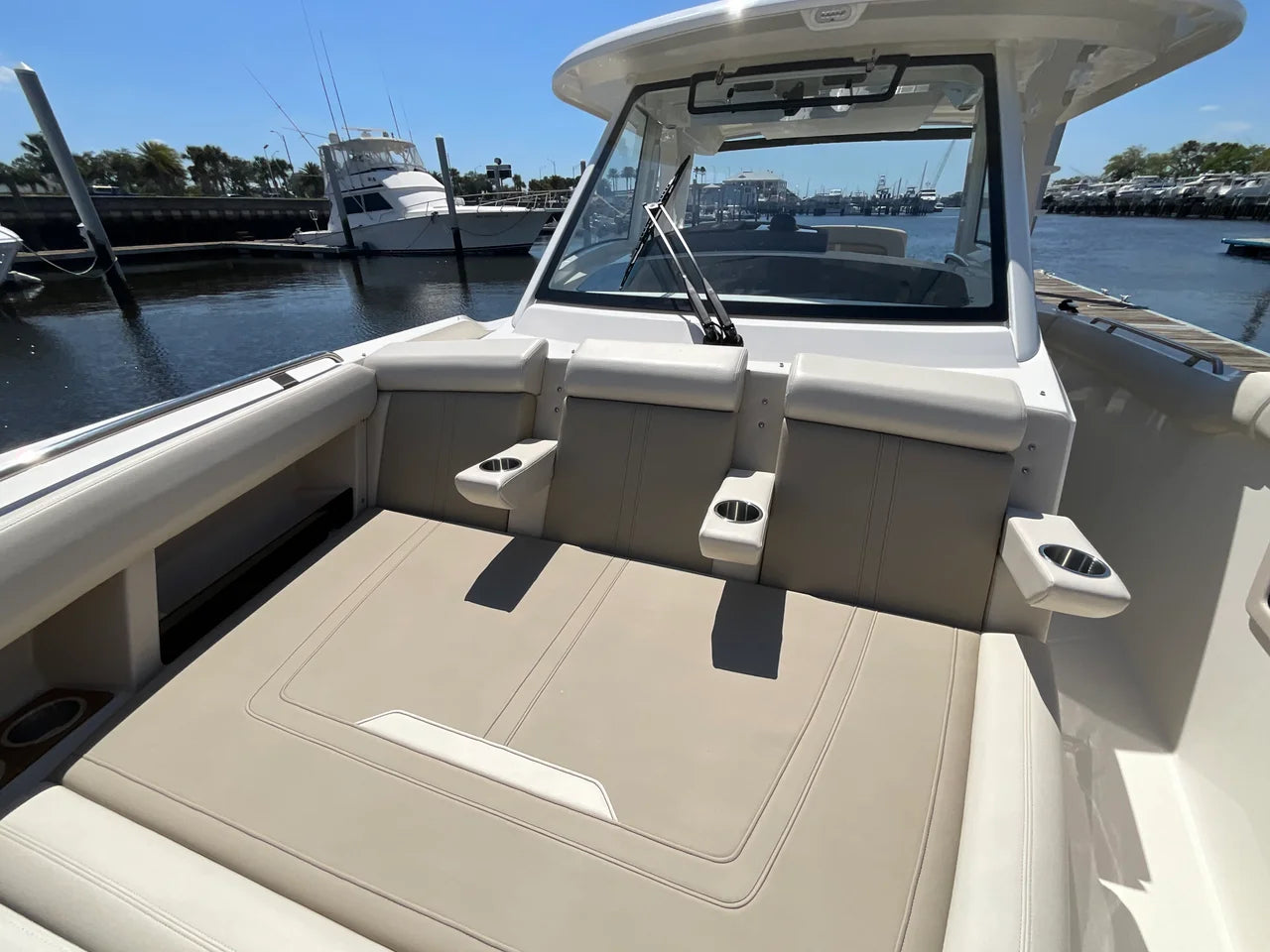2026 Boston Whaler 350 Realm 35.0 feet, Clearwater, Florida #21