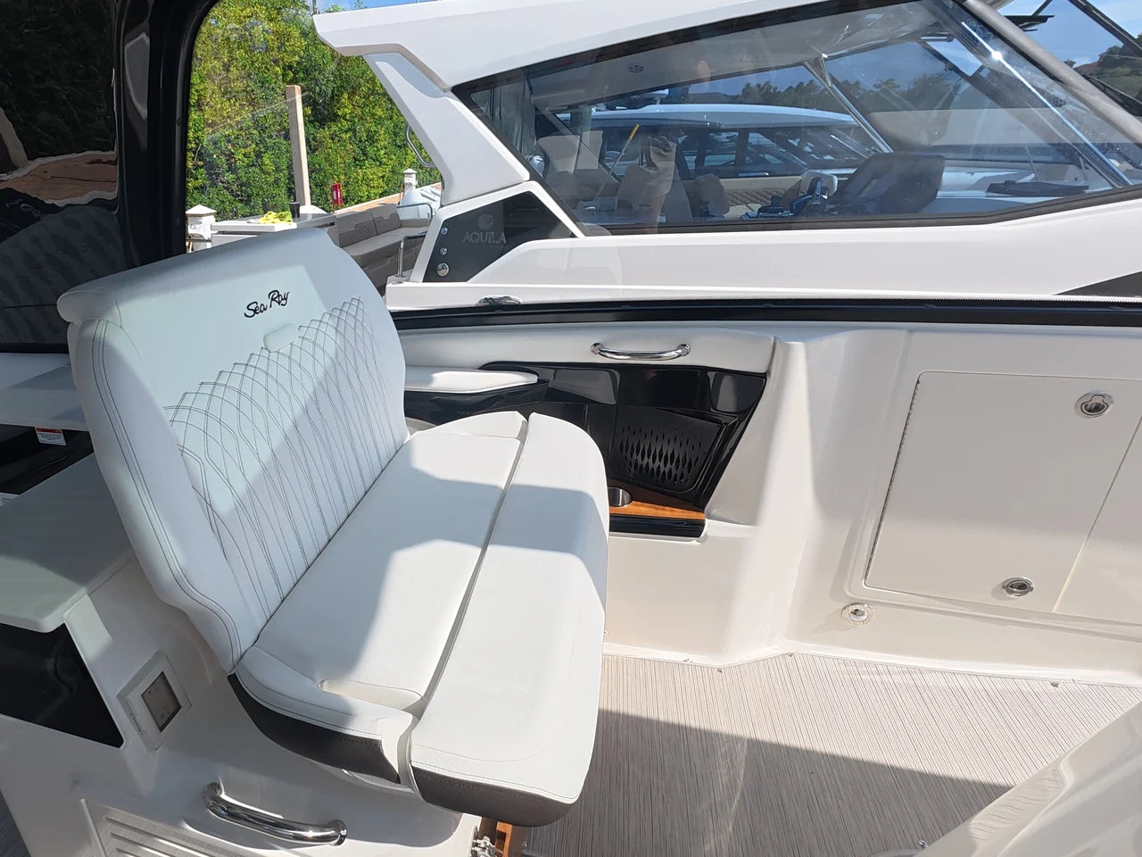 2026 Sea Ray Sundancer 370 Outboard 37.0 feet, Clearwater, Florida #16