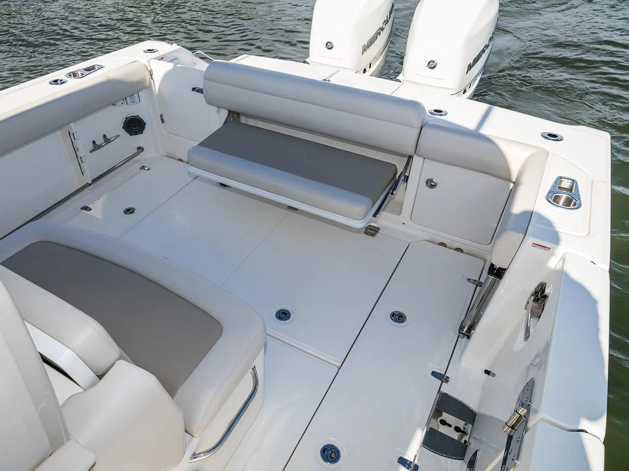 2026 Boston Whaler 330 Outrage 33.0 feet, Clearwater, Florida #12