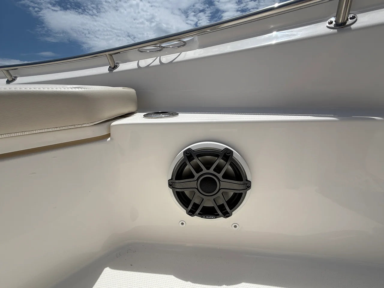 2026 Boston Whaler 220 Dauntless 22.0 feet, Clearwater, Florida #21