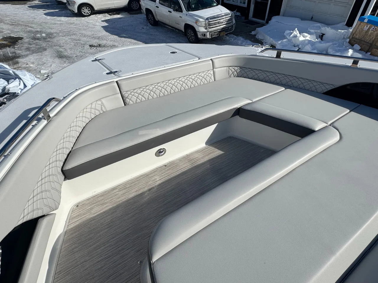 2026 Sea Ray Sundancer 370 Outboard 37.0 feet, Clearwater, Florida #36