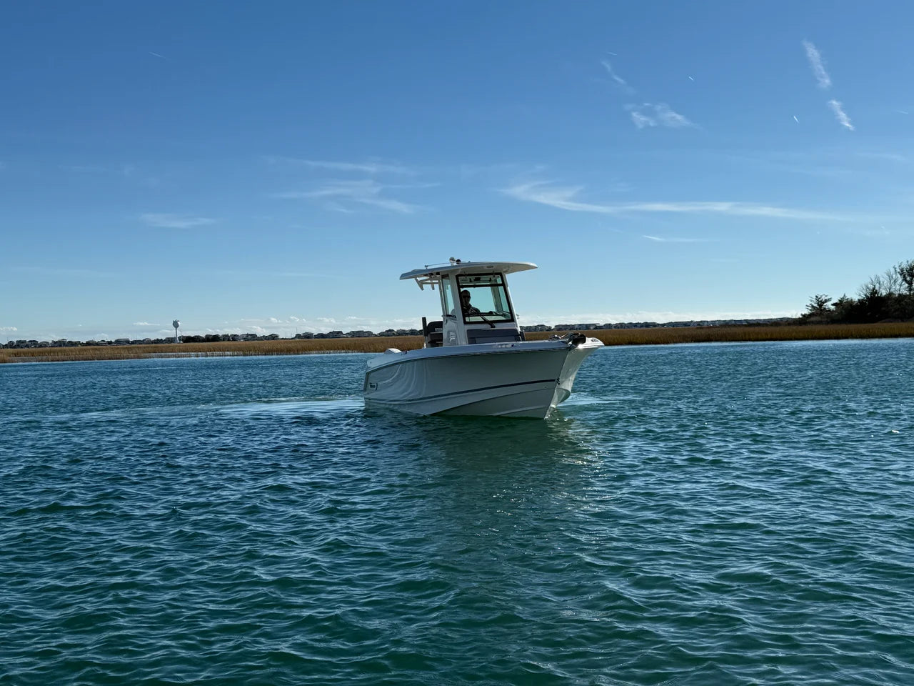 2026 Boston Whaler 250 Outrage 25.0 feet, Clearwater, Florida #2