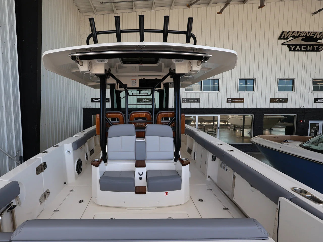 2026 Boston Whaler 360 Outrage 36.0 feet, Clearwater, Florida #9