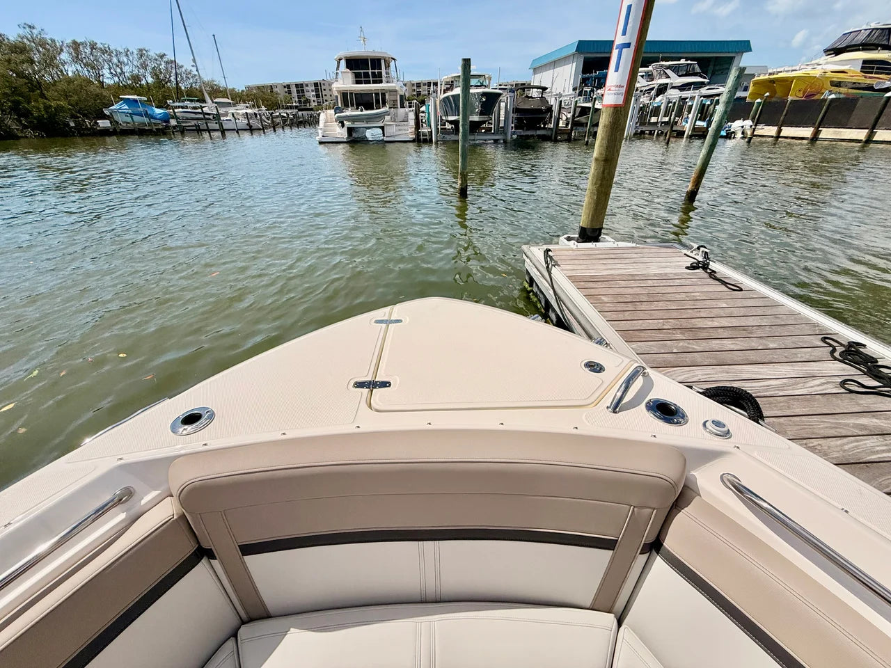 2026 Boston Whaler 280 Vantage 28.0 feet, Clearwater, Florida #49