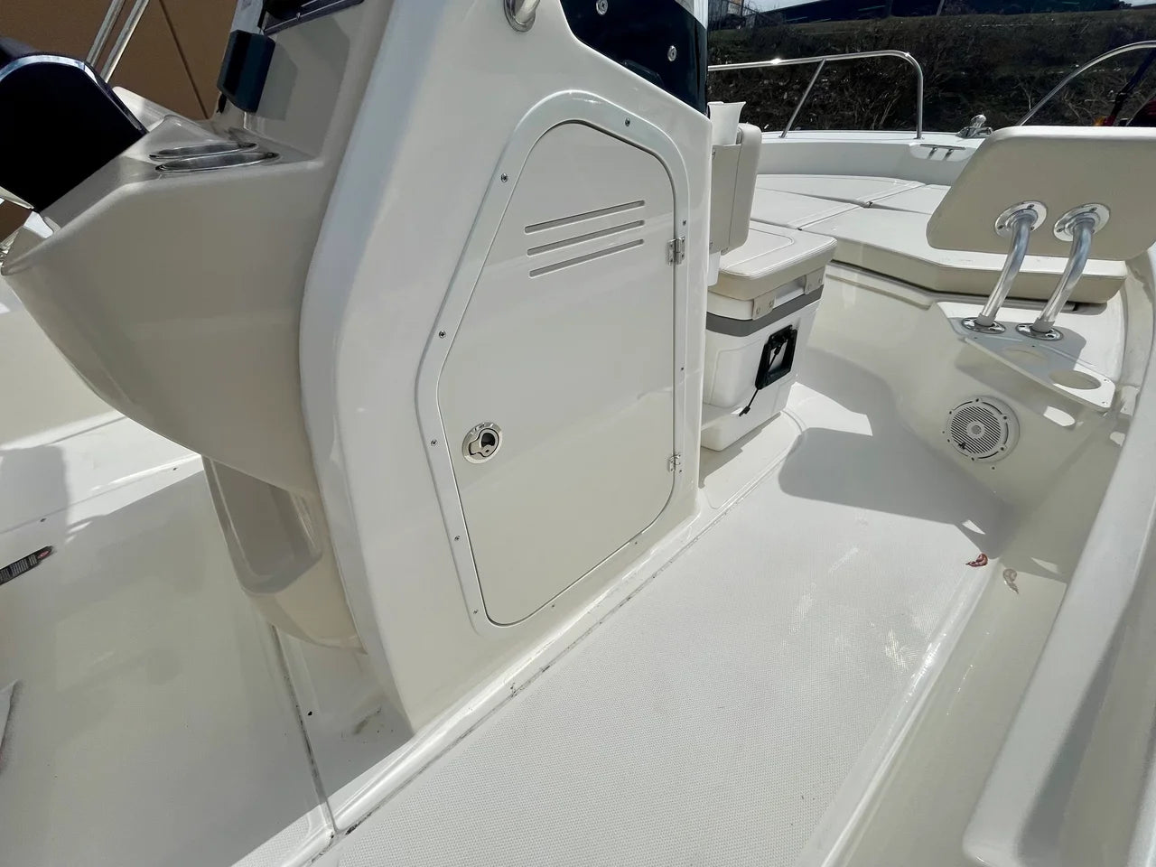 2026 Boston Whaler 210 Montauk 21.0 feet, Clearwater, Florida #12