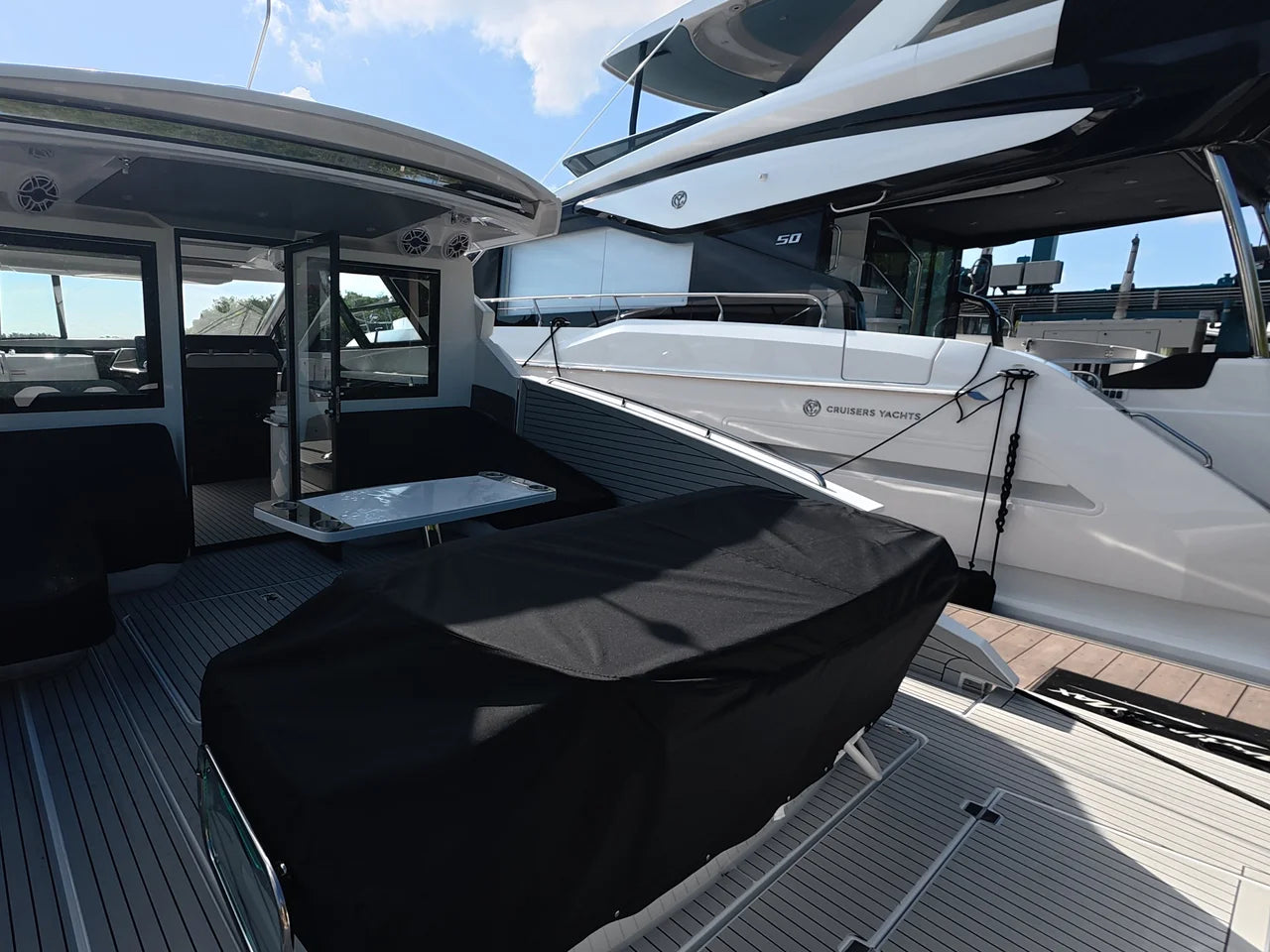 2026 Cruisers Yachts 50GLS OB 50.0 feet, Clearwater, Florida #19