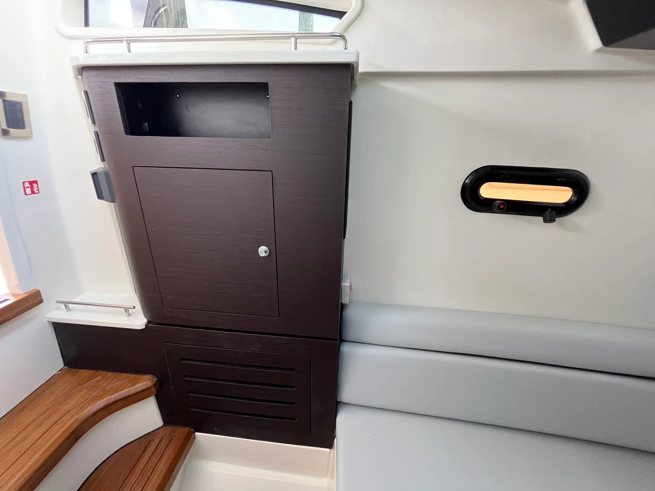 2026 Boston Whaler 350 Realm 35.0 feet, Clearwater, Florida #39