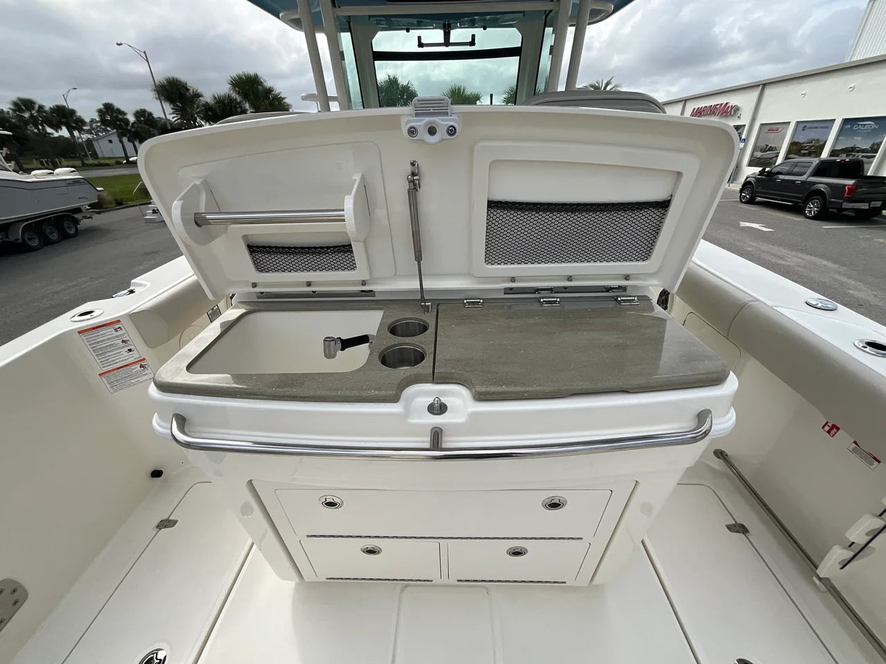 2026 Boston Whaler 330 Outrage 33.0 feet, Clearwater, Florida #31