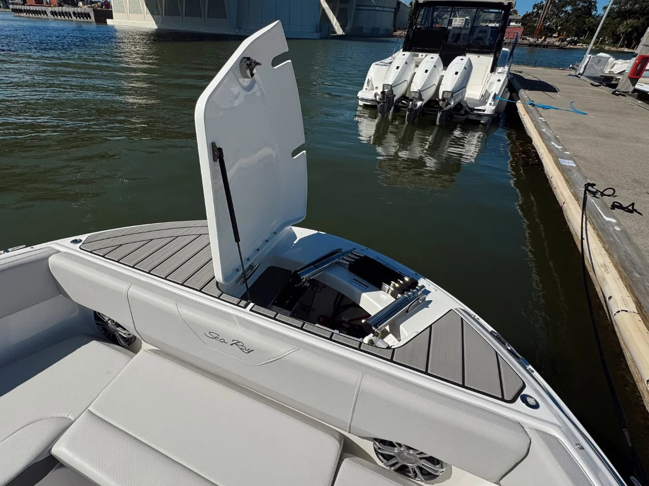 2026 Sea Ray SDX 270 Outboard 27.0 feet, Clearwater, Florida #18
