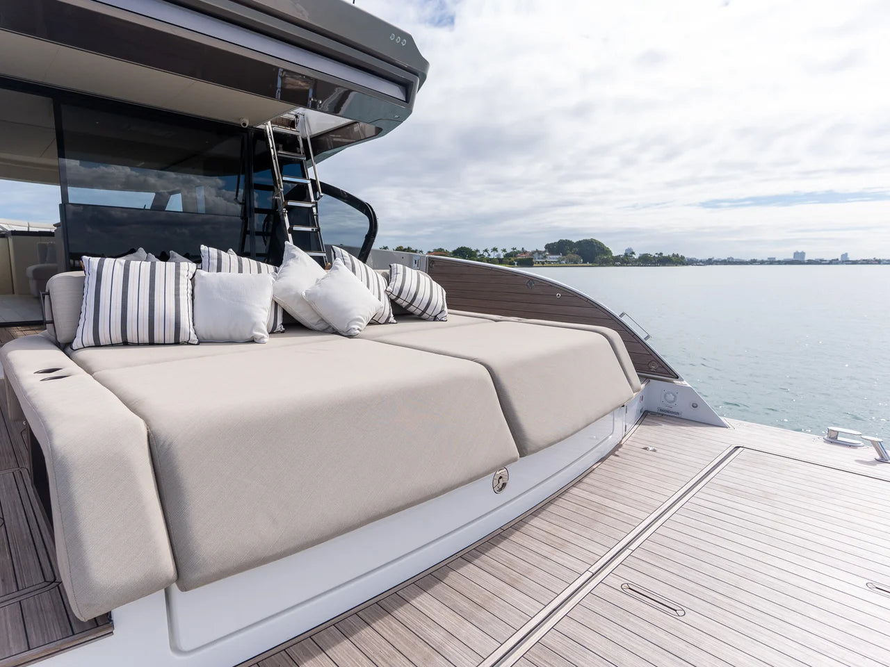 2026 Azimut Seadeck 6 57.0 feet, Clearwater, Florida #24