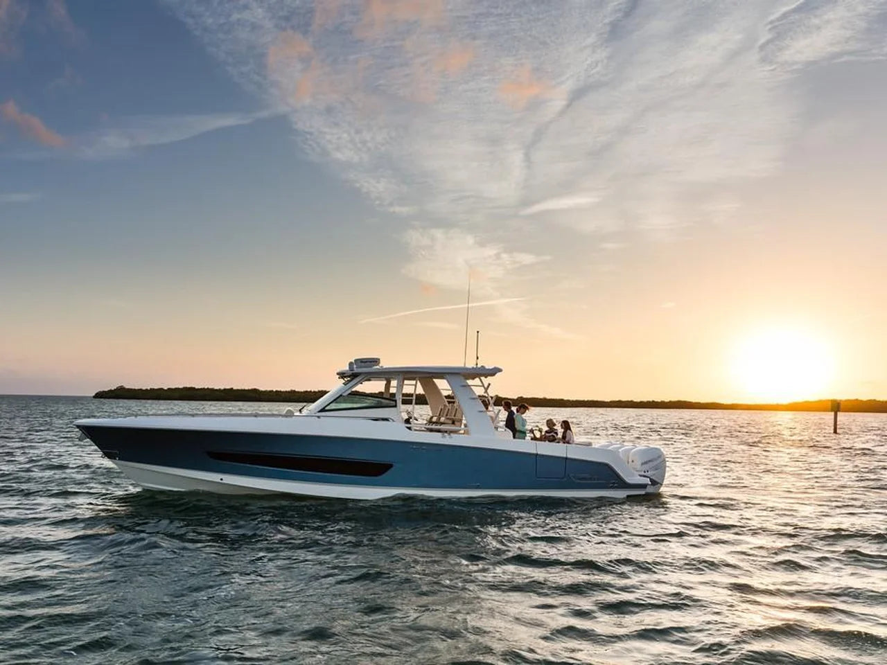 2026 Boston Whaler 420 Outrage 42.0 feet, Clearwater, Florida #2