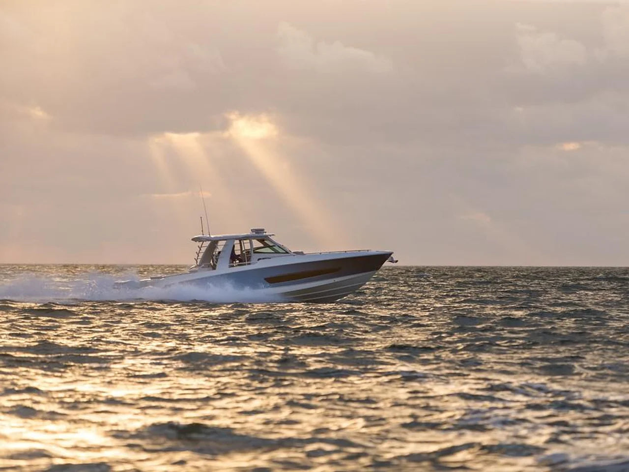 2026 Boston Whaler 420 Outrage 42.0 feet, Clearwater, Florida #21