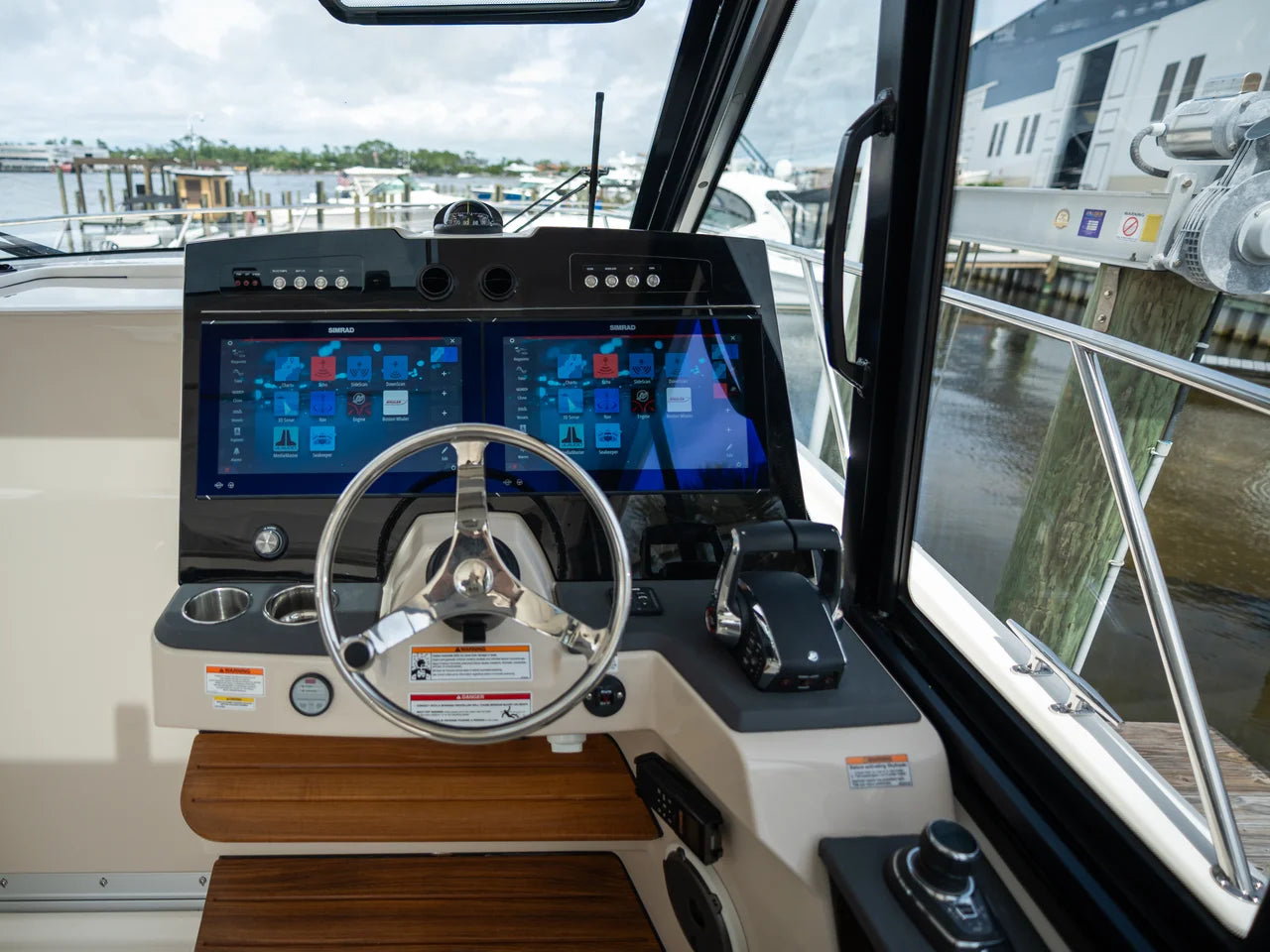 2026 Boston Whaler 365 Conquest 36.0 feet, Clearwater, Florida #14