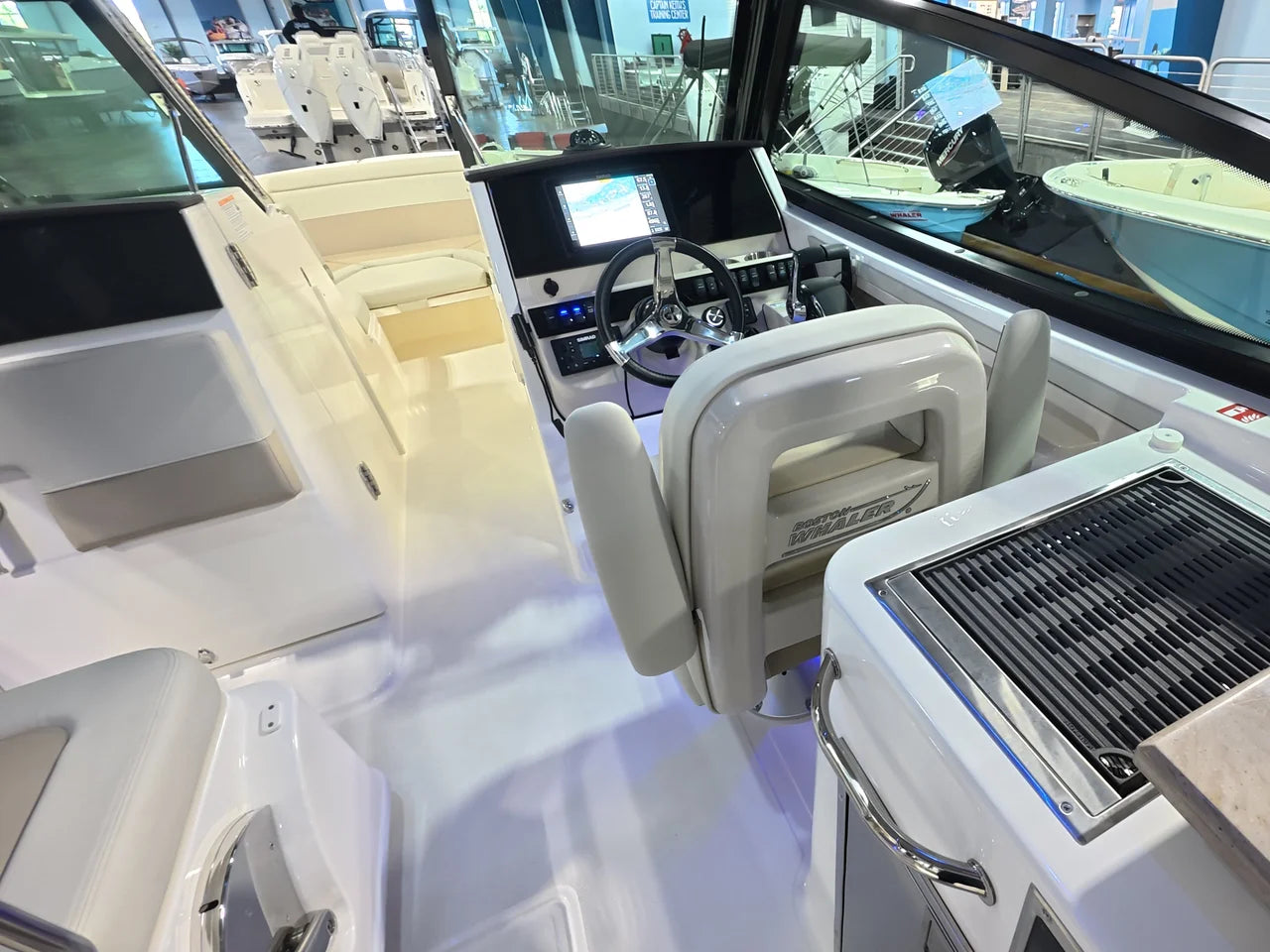 2026 Boston Whaler 280 Vantage 28.0 feet, Clearwater, Florida #13