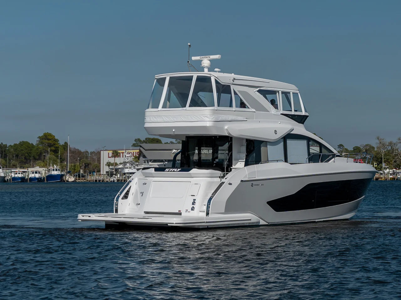 2026 Cruisers Yachts 57 FLY 57.0 feet, Clearwater, Florida #5