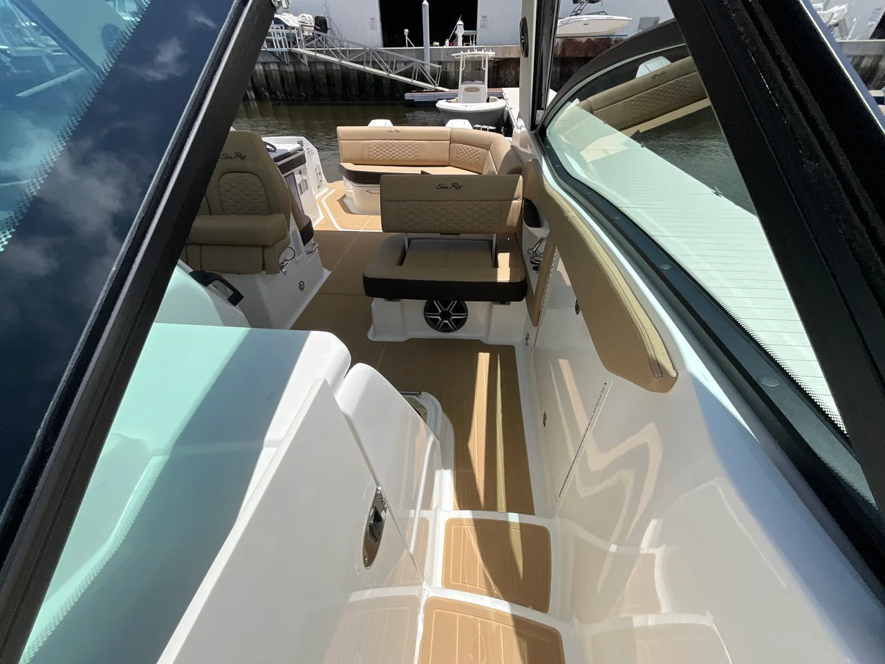 2026 Sea Ray Sundancer 320 Outboard 32.0 feet, Clearwater, Florida #21