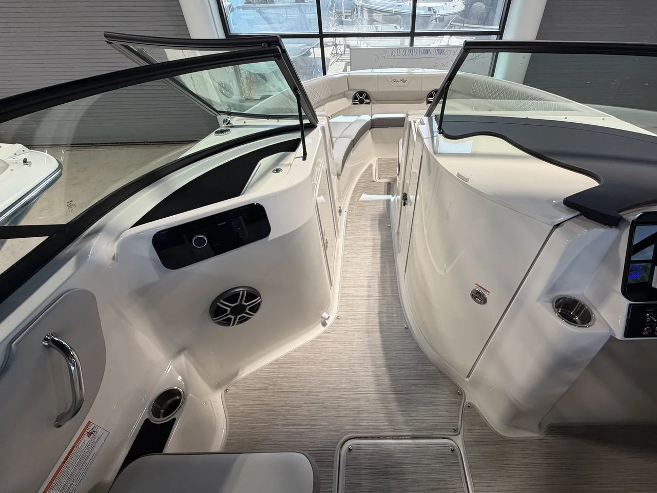 2026 Sea Ray SDX 250 Outboard 25.0 feet, Clearwater, Florida #16