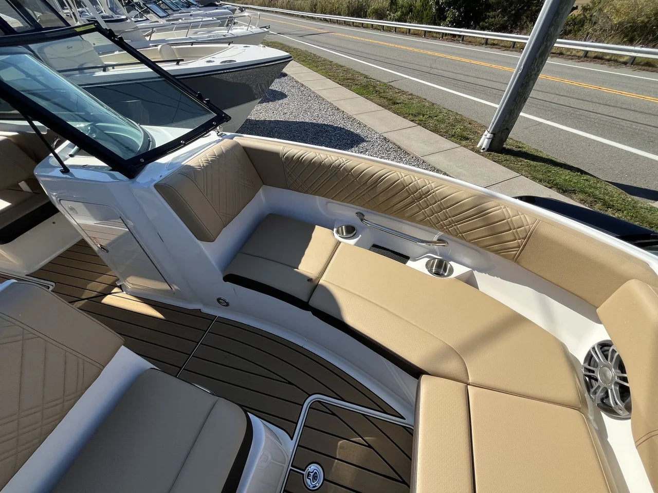 2026 Sea Ray SDX 250 Outboard 25.0 feet, Clearwater, Florida #15