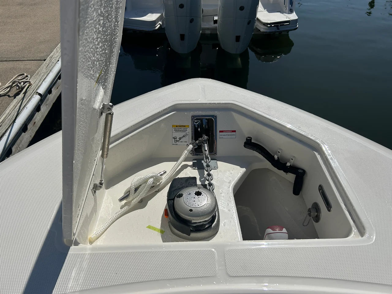 2026 Boston Whaler 330 Outrage 33.0 feet, Clearwater, Florida #44