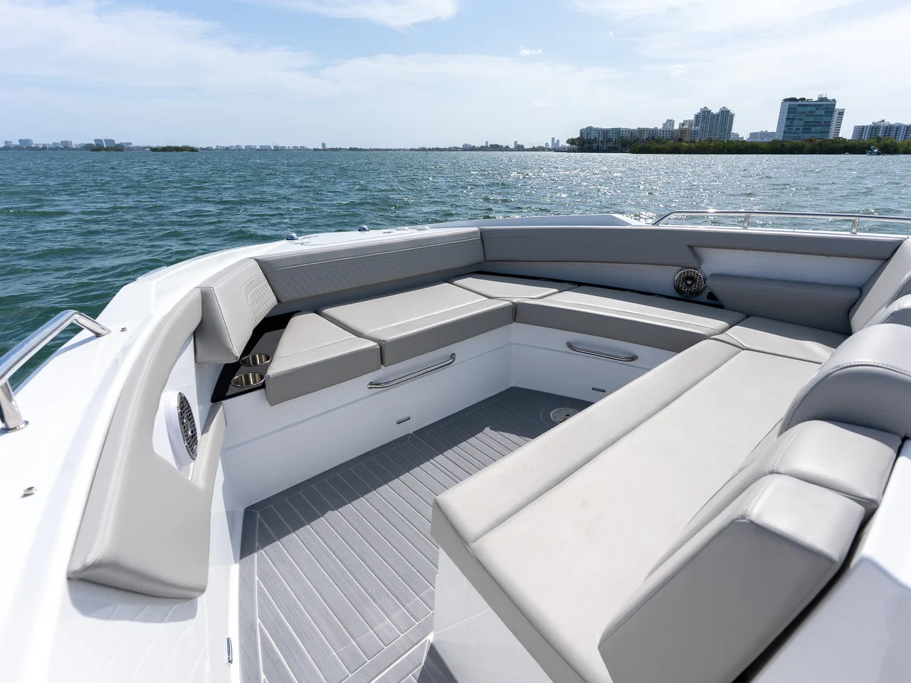 2026 Cruisers Yachts 42 GLS Outboard 42.0 feet, Clearwater, Florida #33