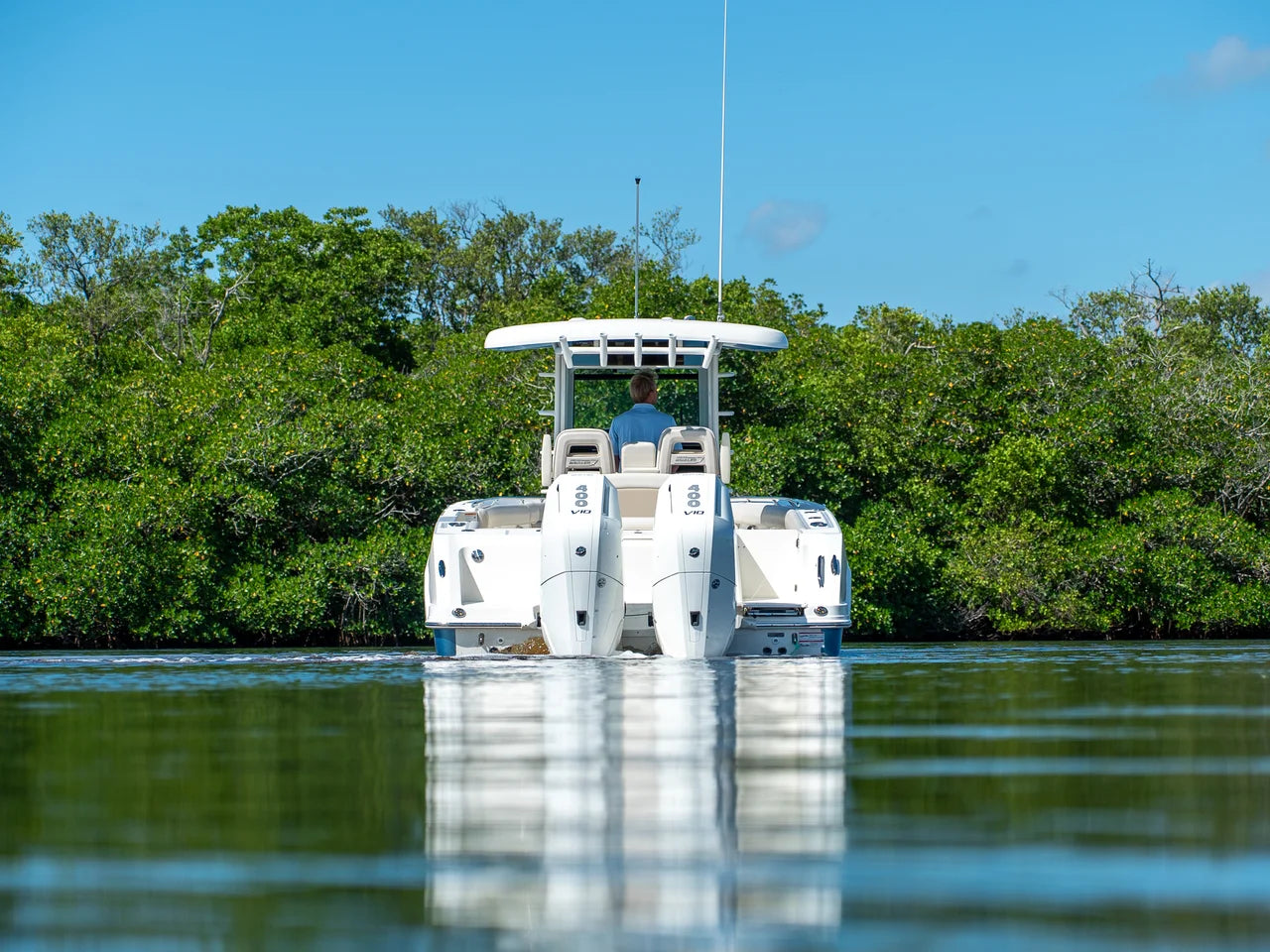 2026 Boston Whaler 330 Outrage 33.0 feet, Clearwater, Florida #36